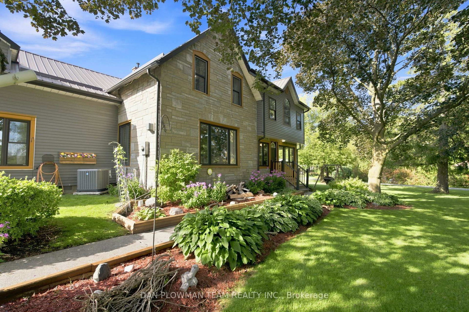 15972 County Road 2 Road • Brighton, ON photo 47
