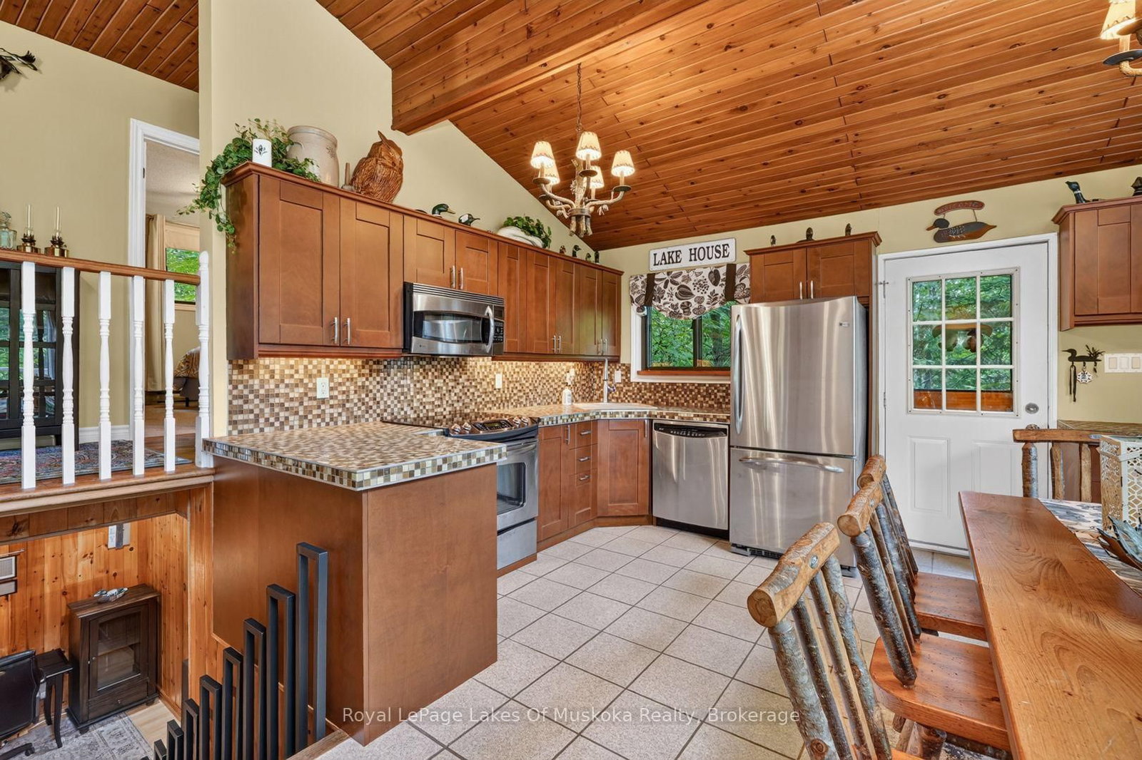 969 Echo Ridge Road • Kearney, ON photo 13