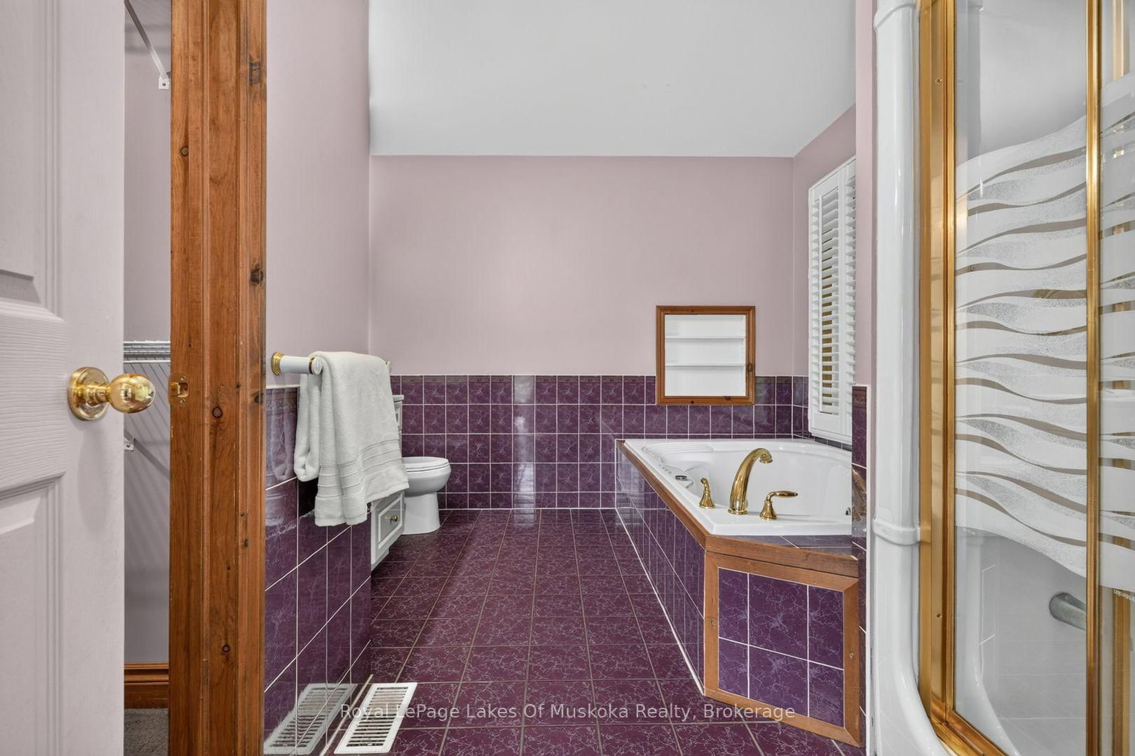 9 Silver Street • Huntsville, ON photo 13