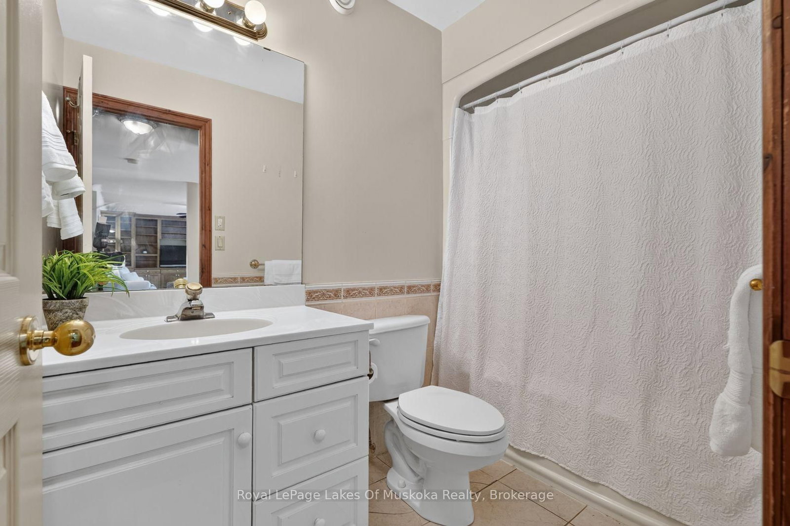 9 Silver Street • Huntsville, ON photo 16