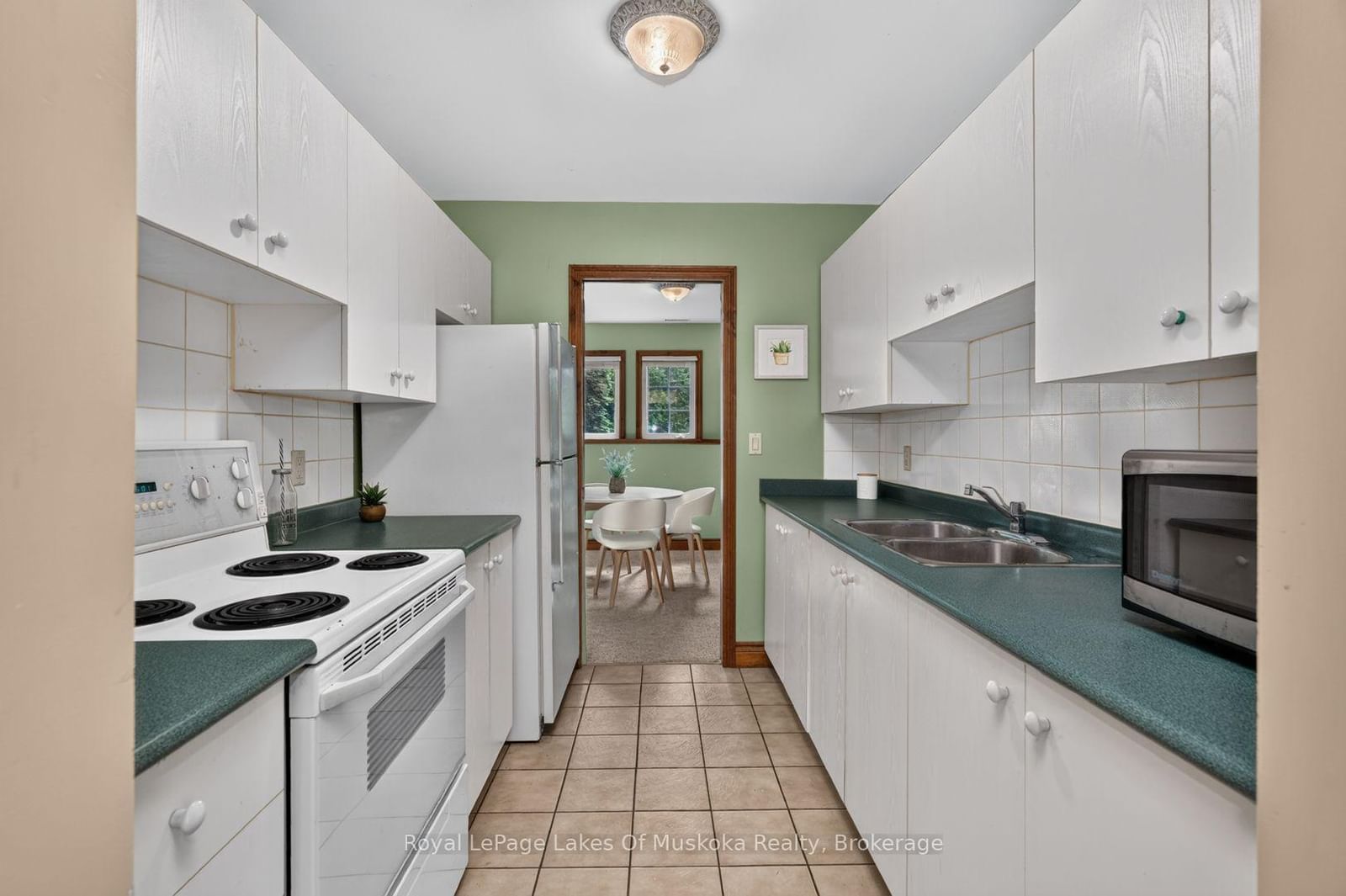 9 Silver Street • Huntsville, ON photo 21