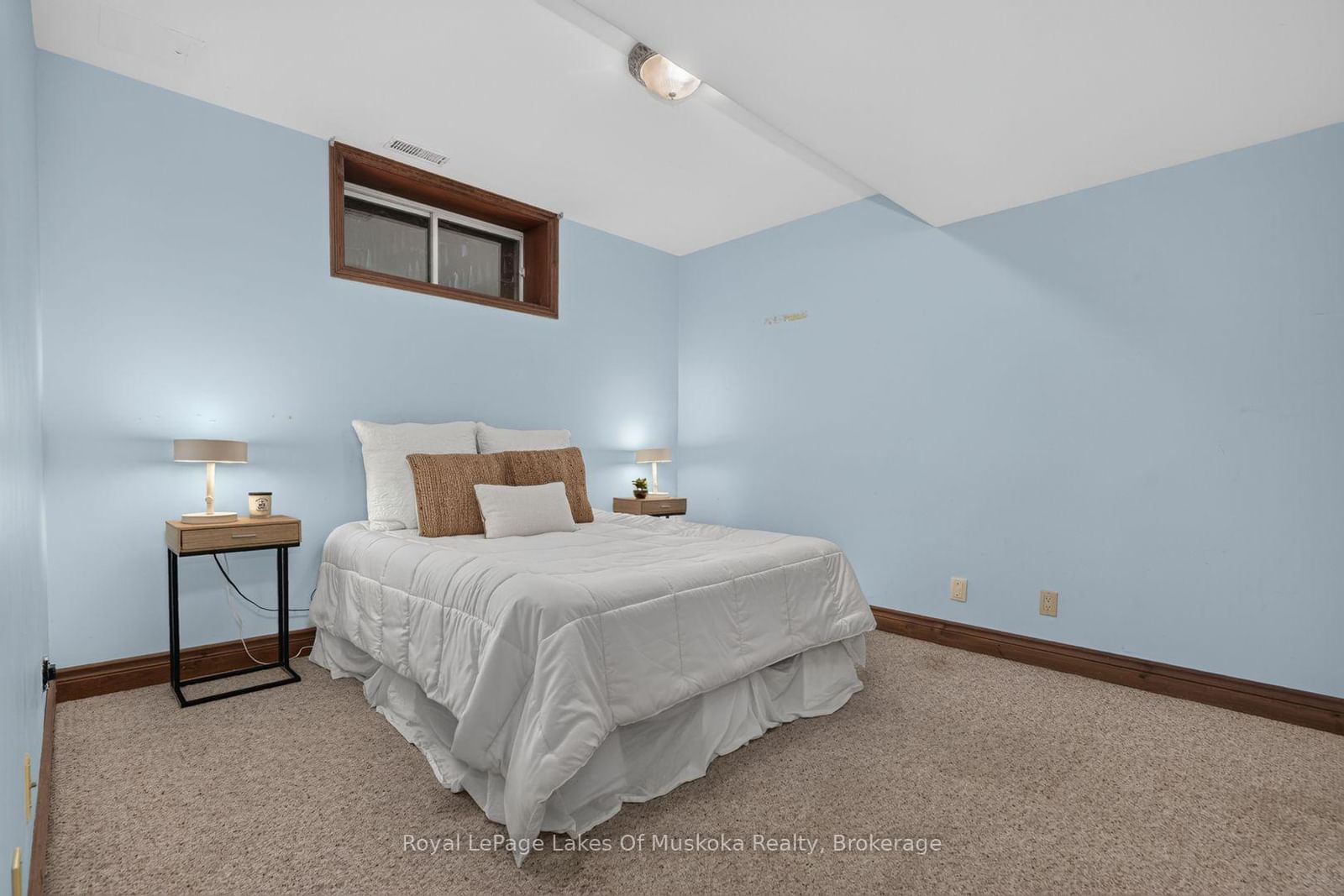 9 Silver Street • Huntsville, ON photo 24