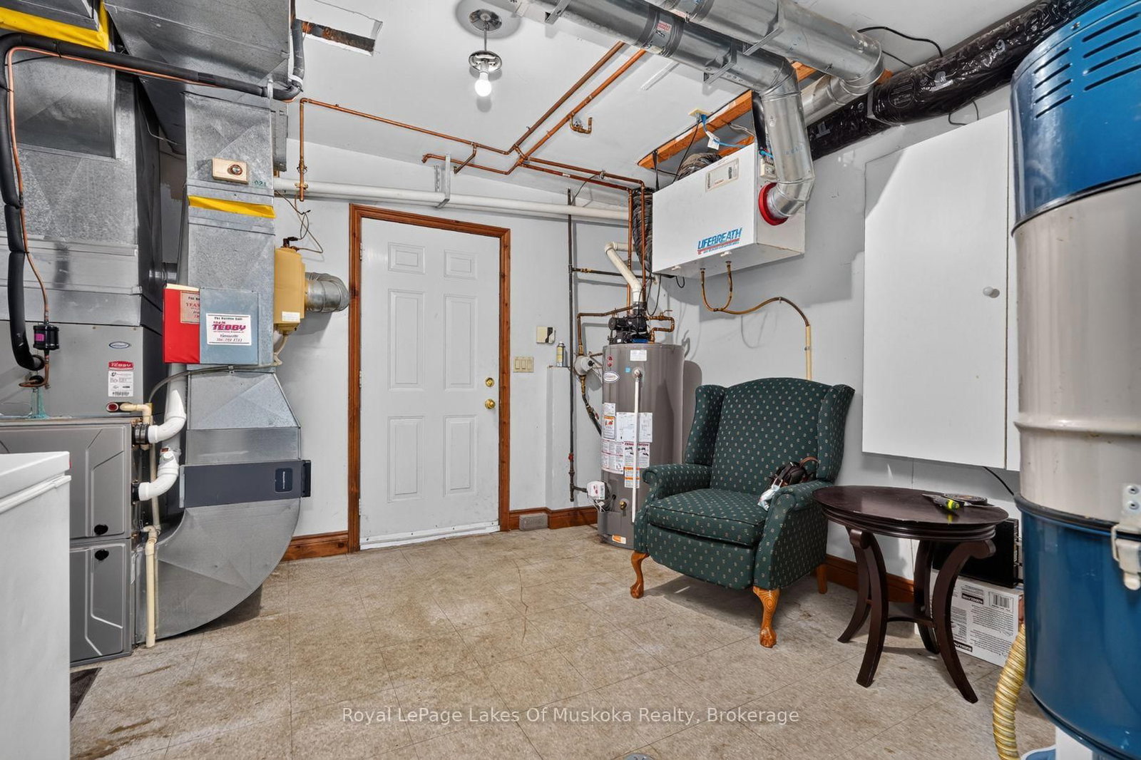 9 Silver Street • Huntsville, ON photo 28