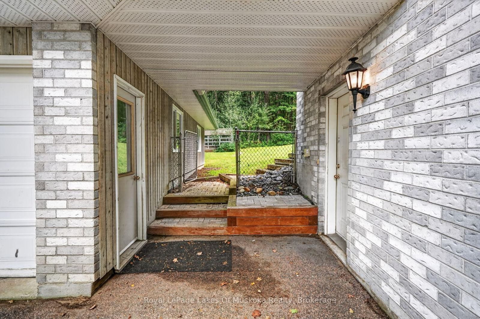9 Silver Street • Huntsville, ON photo 34