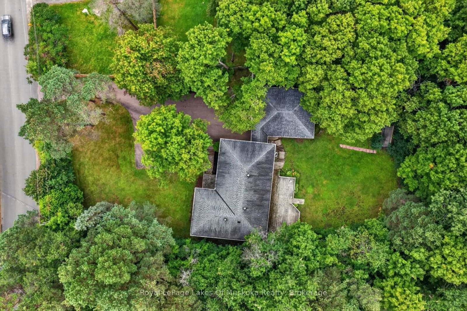 9 Silver Street • Huntsville, ON photo 40