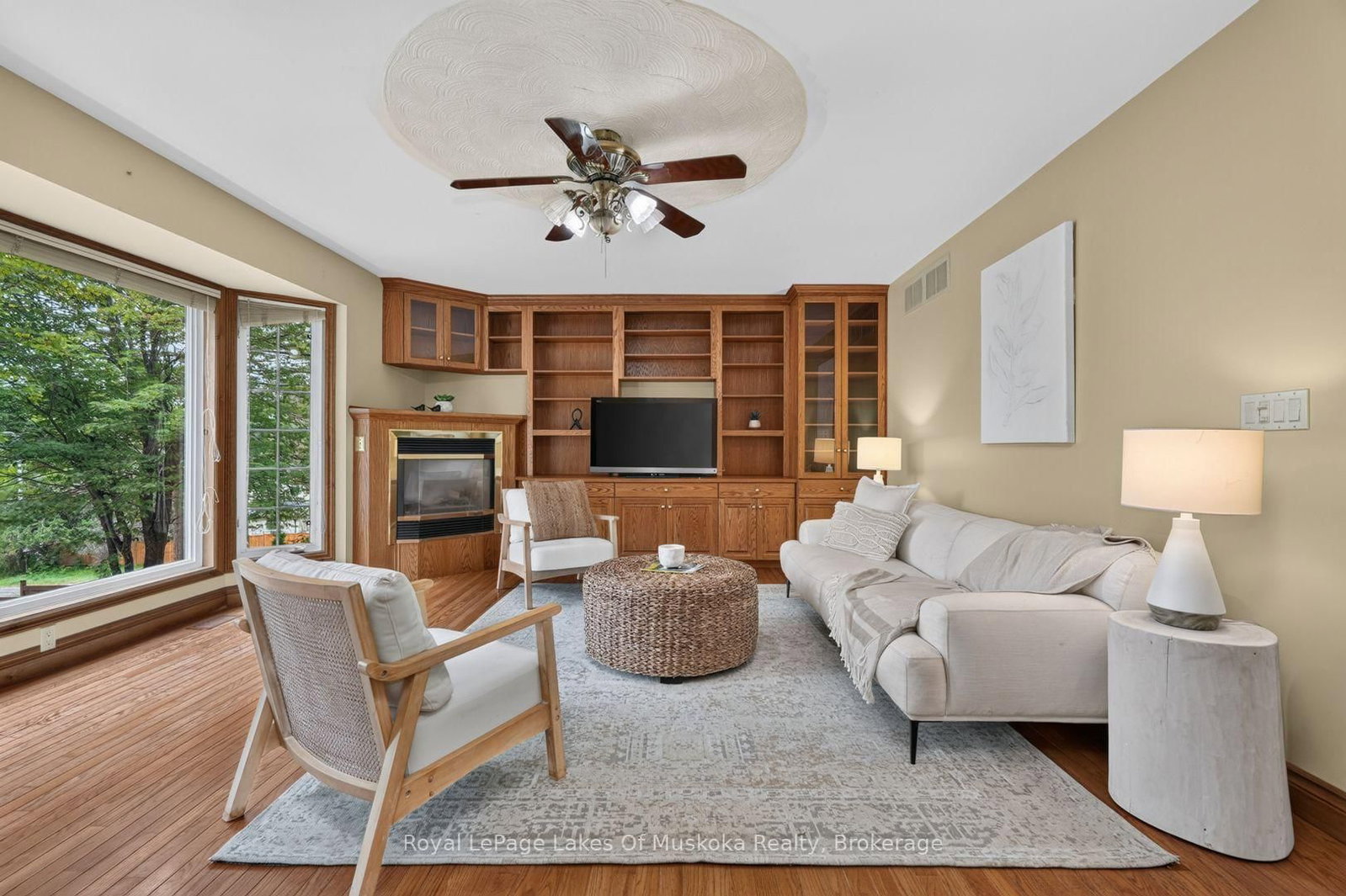 9 Silver Street • Huntsville, ON photo 5