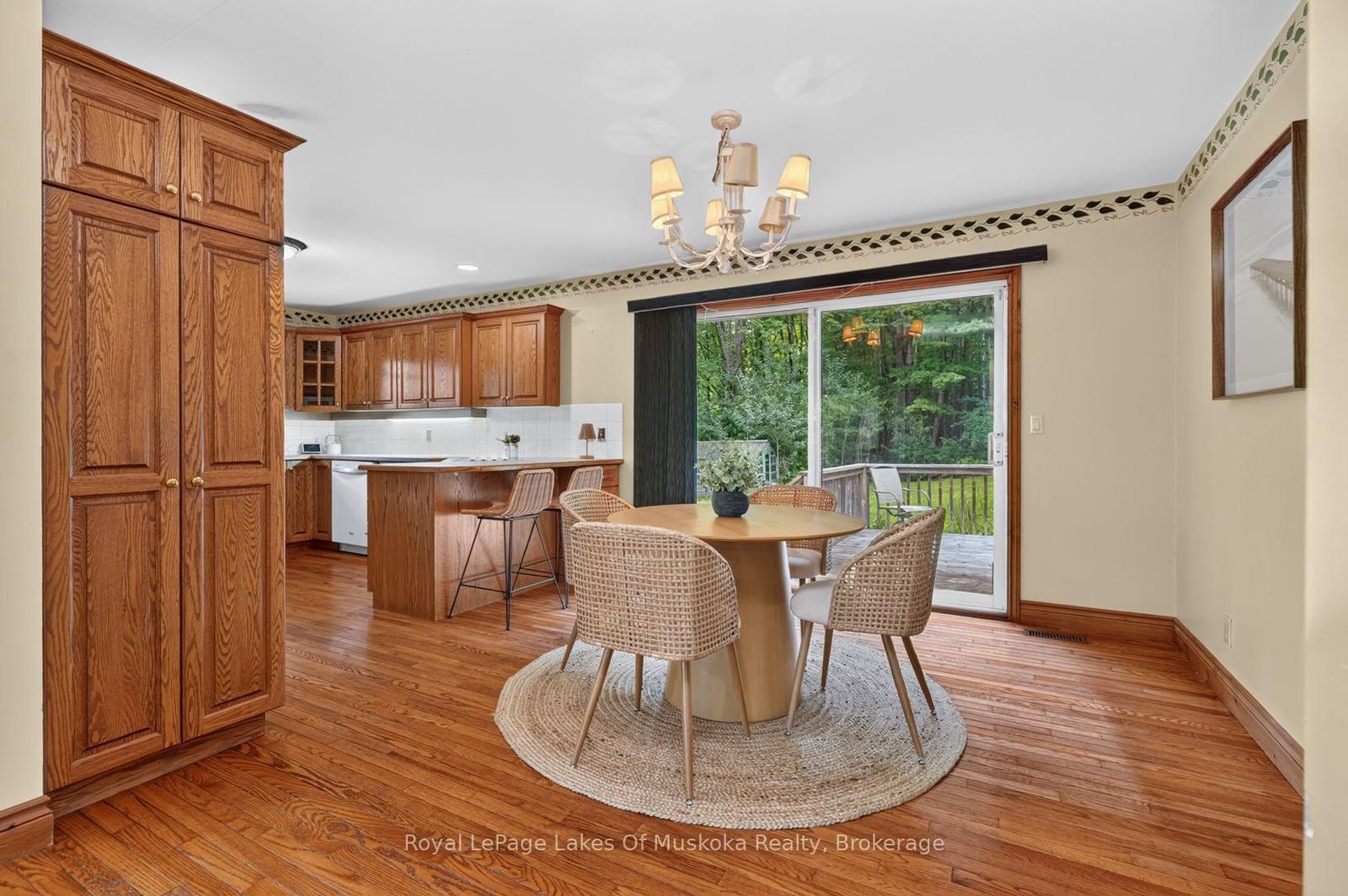 9 Silver Street • Huntsville, ON photo 8