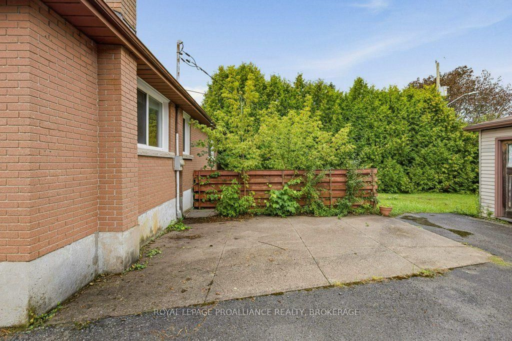 59 Campbell Crescent • Kingston, ON photo 37