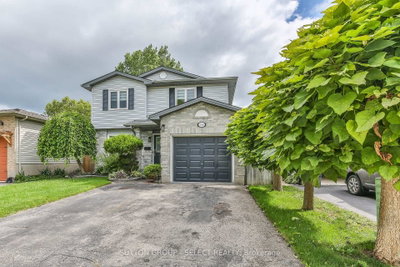 54 Sunrise Crescent • London East, ON photo 2