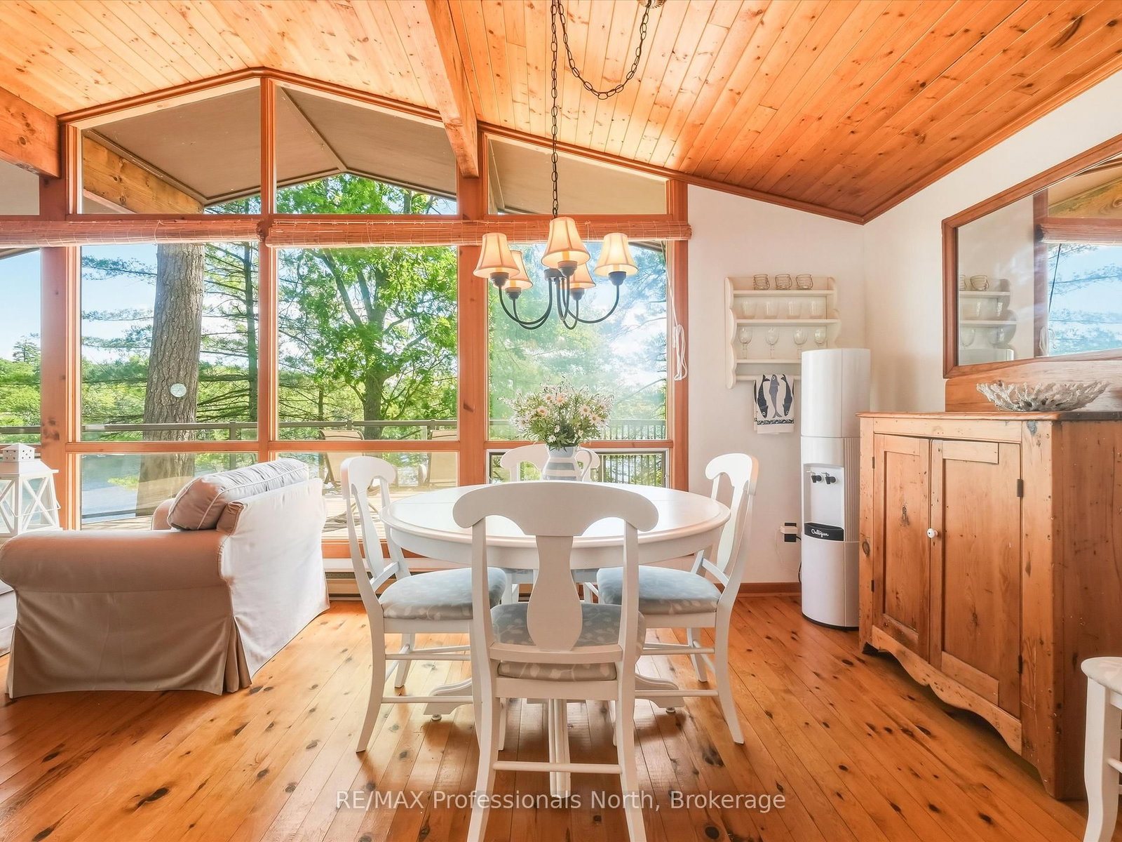 23 Taylor Island • Gravenhurst, ON photo 12