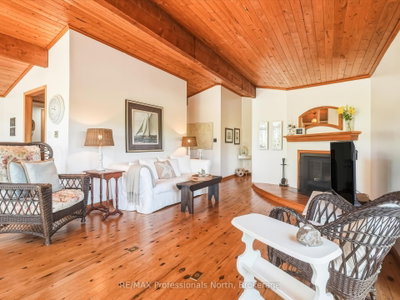 23 Taylor Island • Gravenhurst, ON photo 5