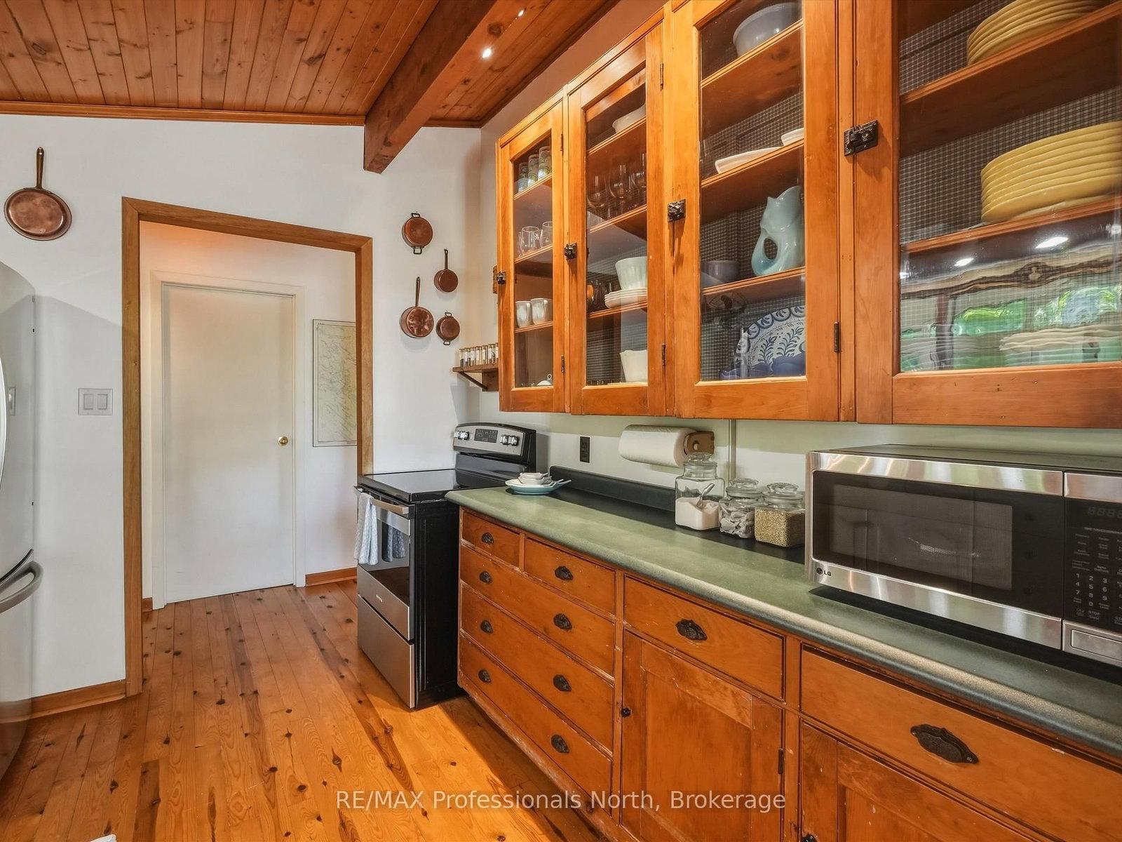 23 Taylor Island • Gravenhurst, ON photo 8