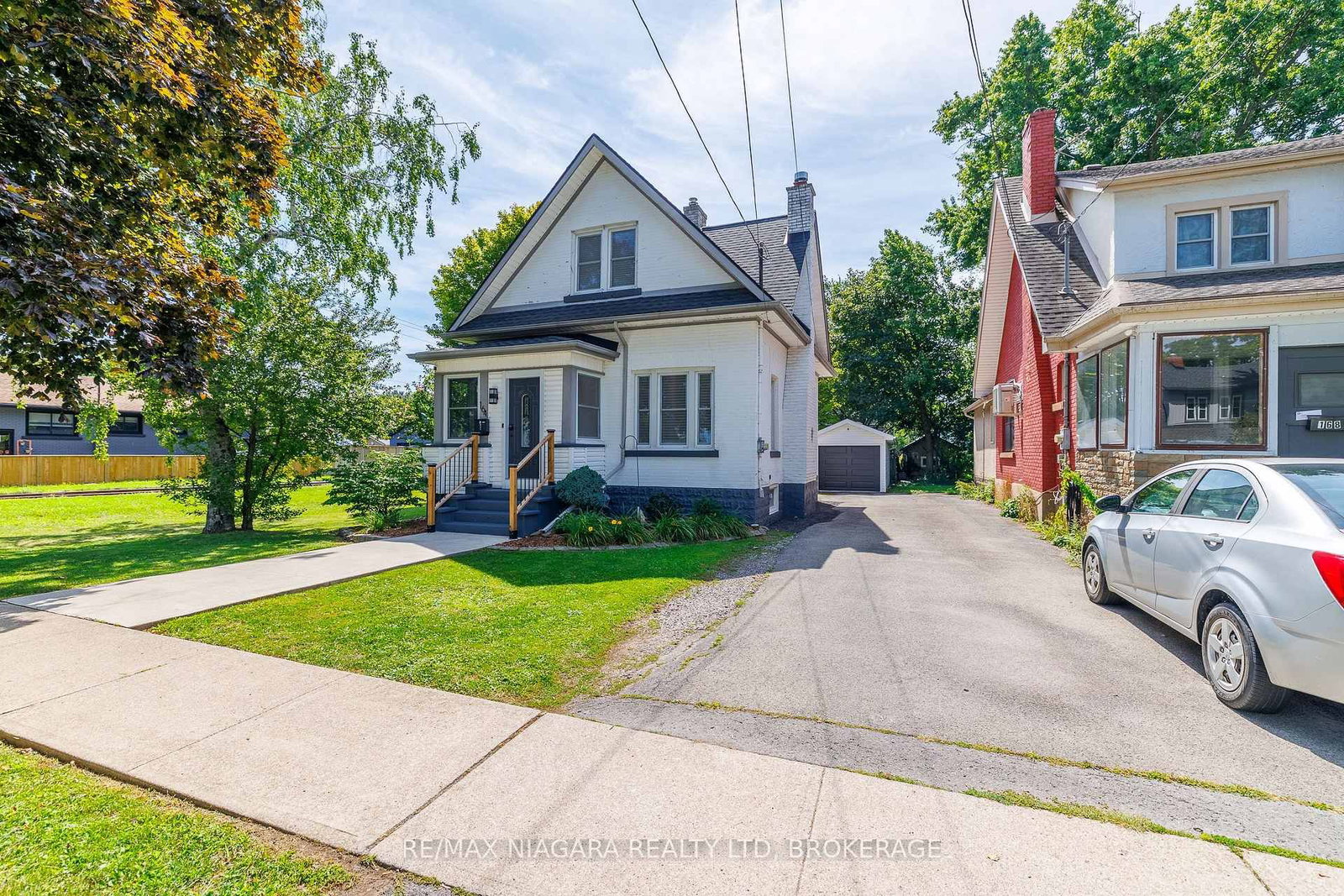 164 Kent Street • Port Colborne, ON photo 3