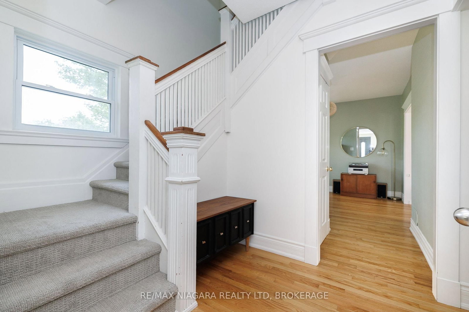 164 Kent Street • Port Colborne, ON photo 6