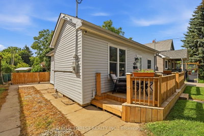 35 Mackay Avenue • London South, ON photo 4