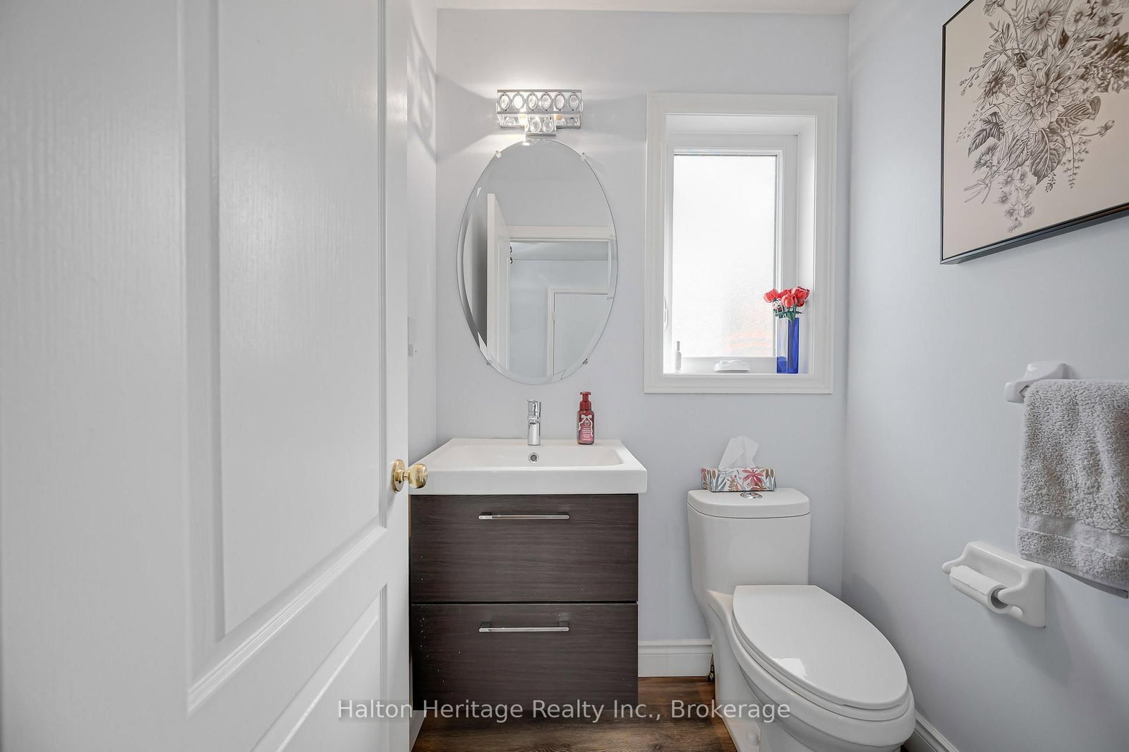 24 Segwun Road • Hamilton, ON photo 4