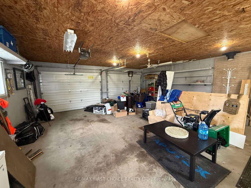 144 Lakeshore Drive