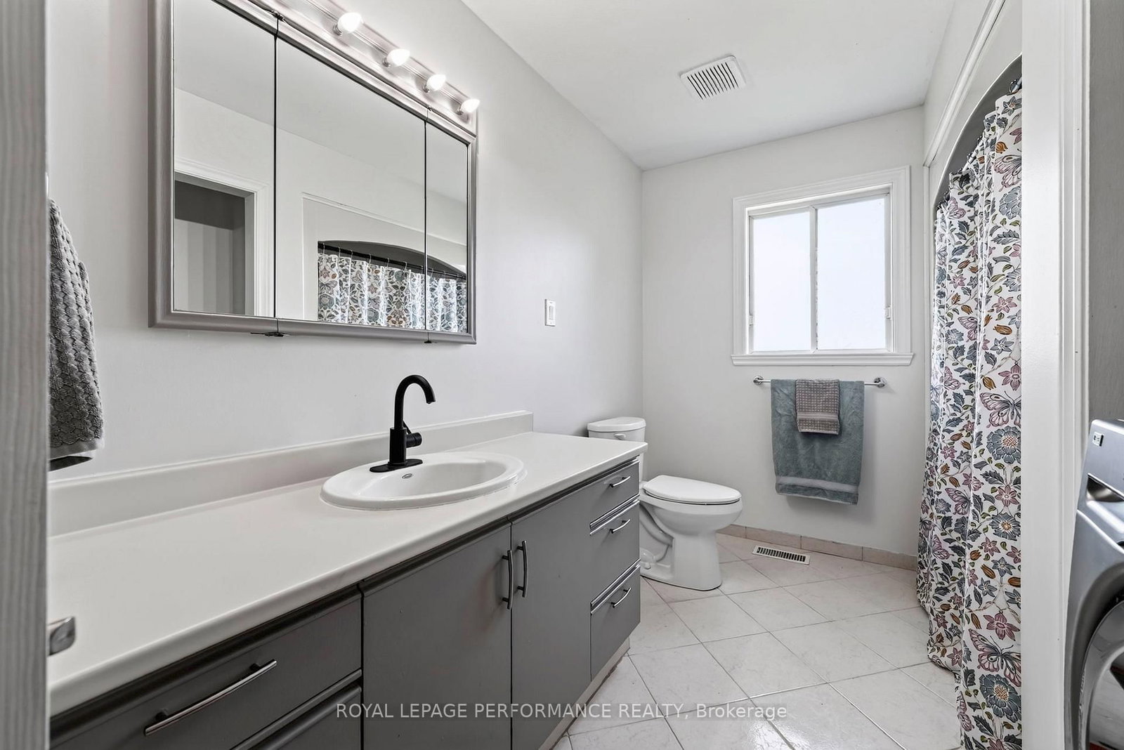 16217 Northfield Road • South Stormont, ON photo 16