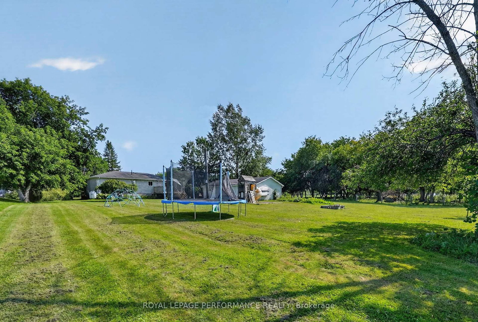 16217 Northfield Road • South Stormont, ON photo 39