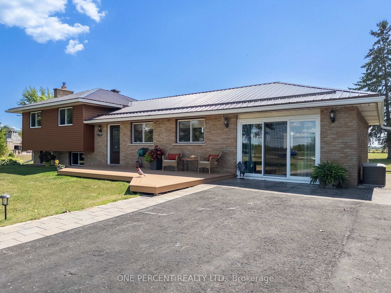858 Eden Grove Road • Front of Leeds & Seeleys Bay, ON photo 7