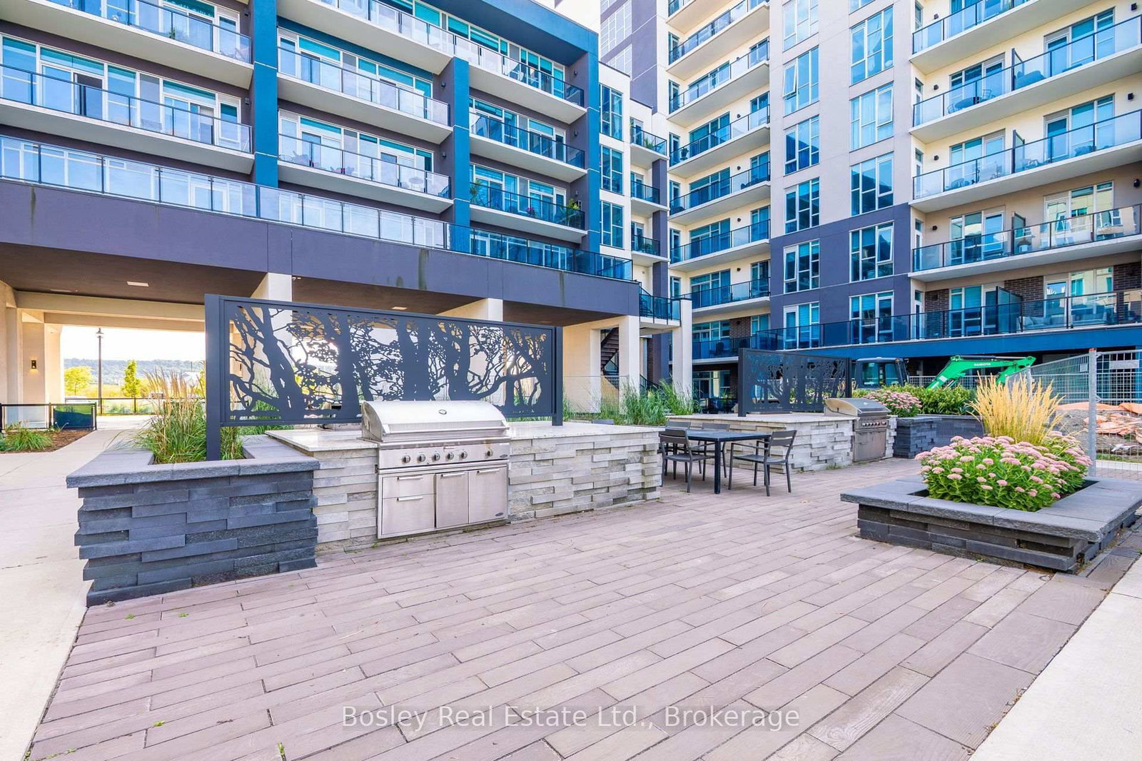 16 Concord Place • #550 • Grimsby, ON photo 19