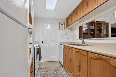2019 CARLING Avenue • #310 • Ottawa, ON photo 8