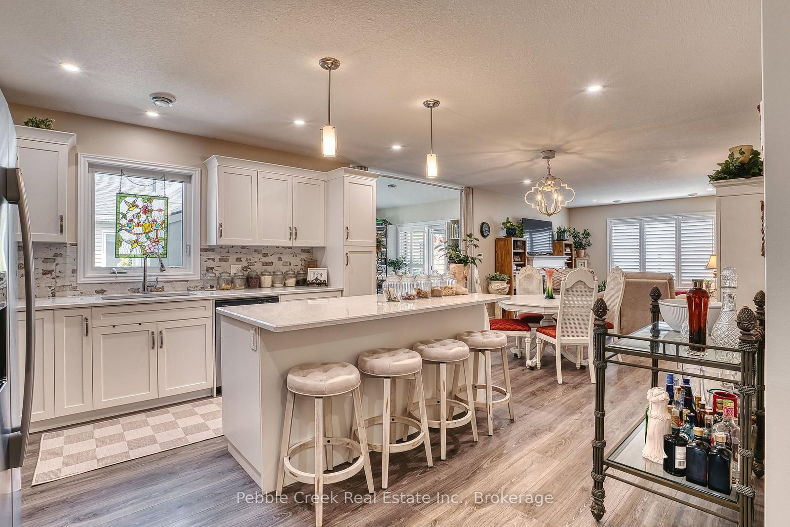252 Lake Breeze Drive • Ashfield-Colborne-Wawanosh, ON photo 5