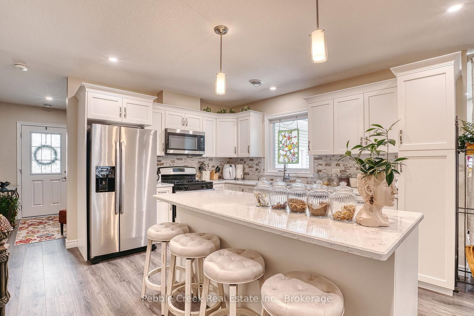 252 Lake Breeze Drive • Ashfield-Colborne-Wawanosh, ON photo 6