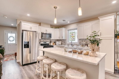 252 Lake Breeze Drive • Ashfield-Colborne-Wawanosh, ON photo 6