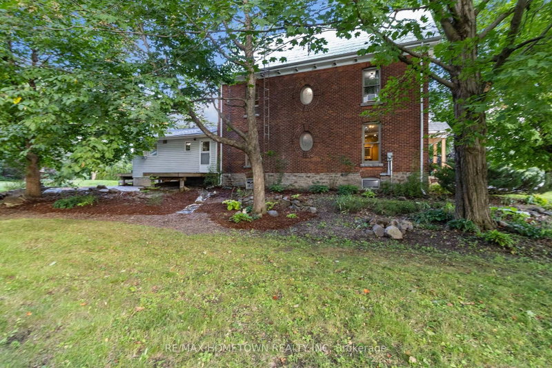 9 Quabbin Road