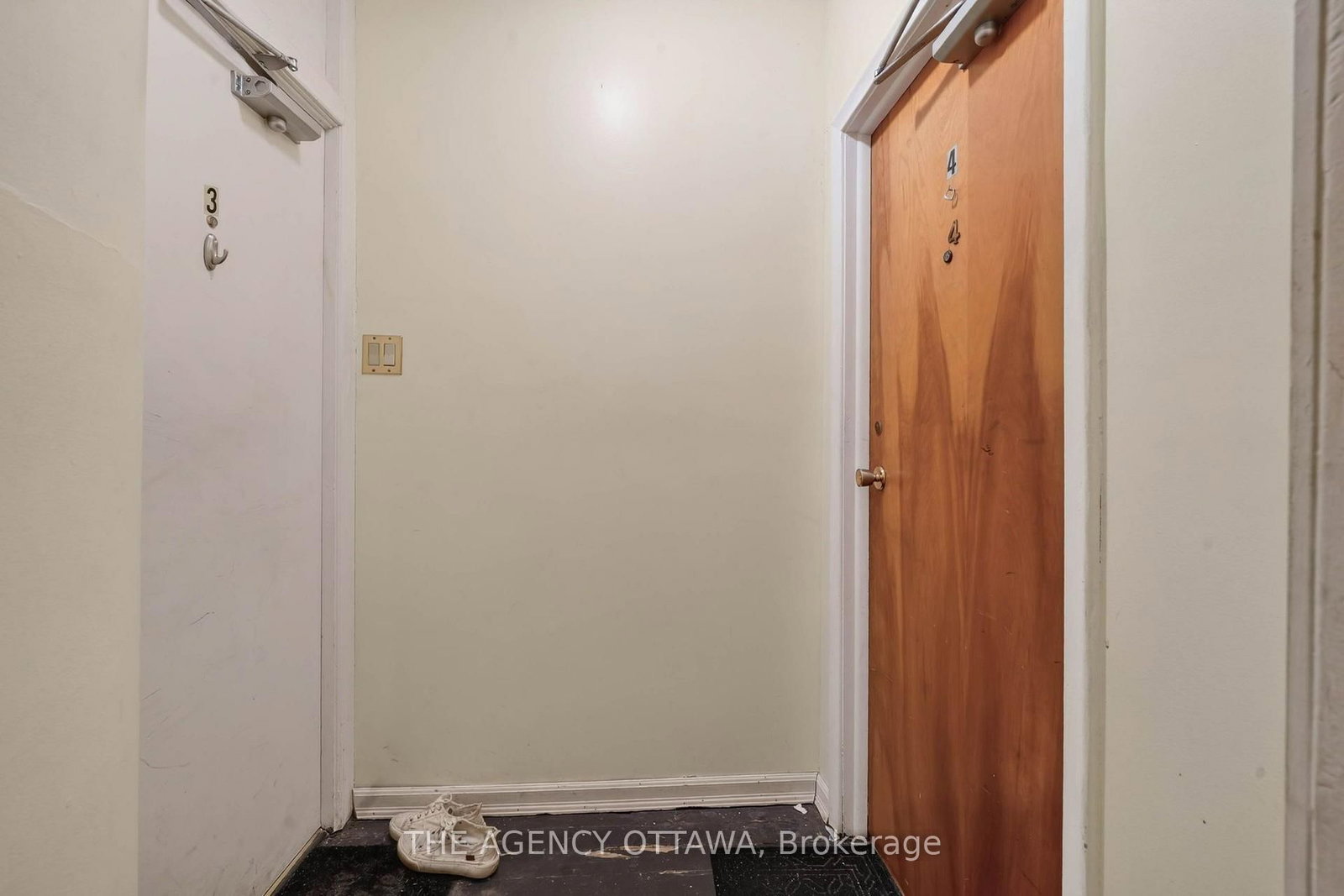 64 Bayswater Avenue • Ottawa, ON photo 8