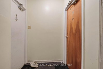 64 Bayswater Avenue • Ottawa, ON photo 8