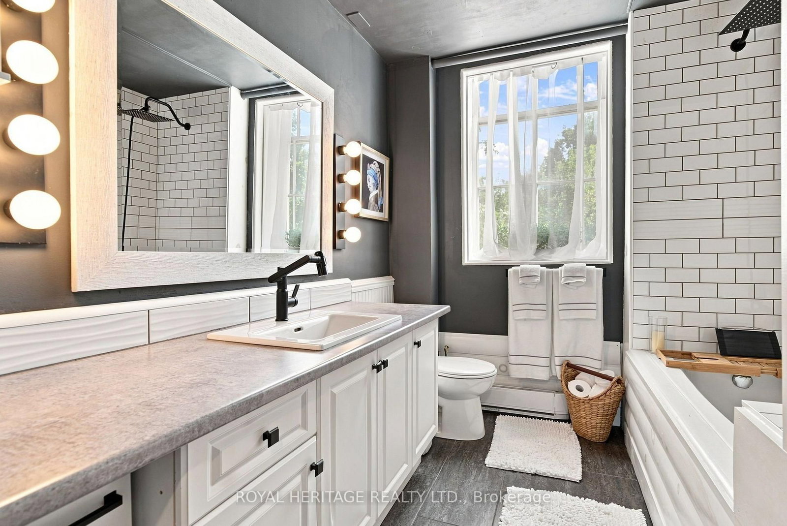 13 Richmond Street E • Kawartha Lakes, ON photo 10