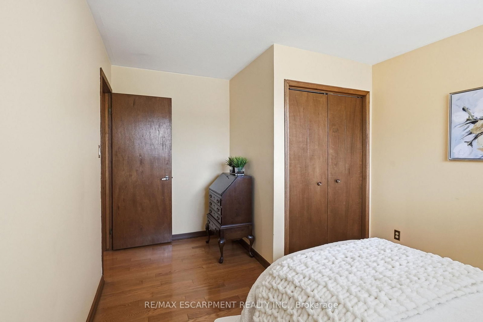57 NEIL Avenue • Hamilton, ON photo 33