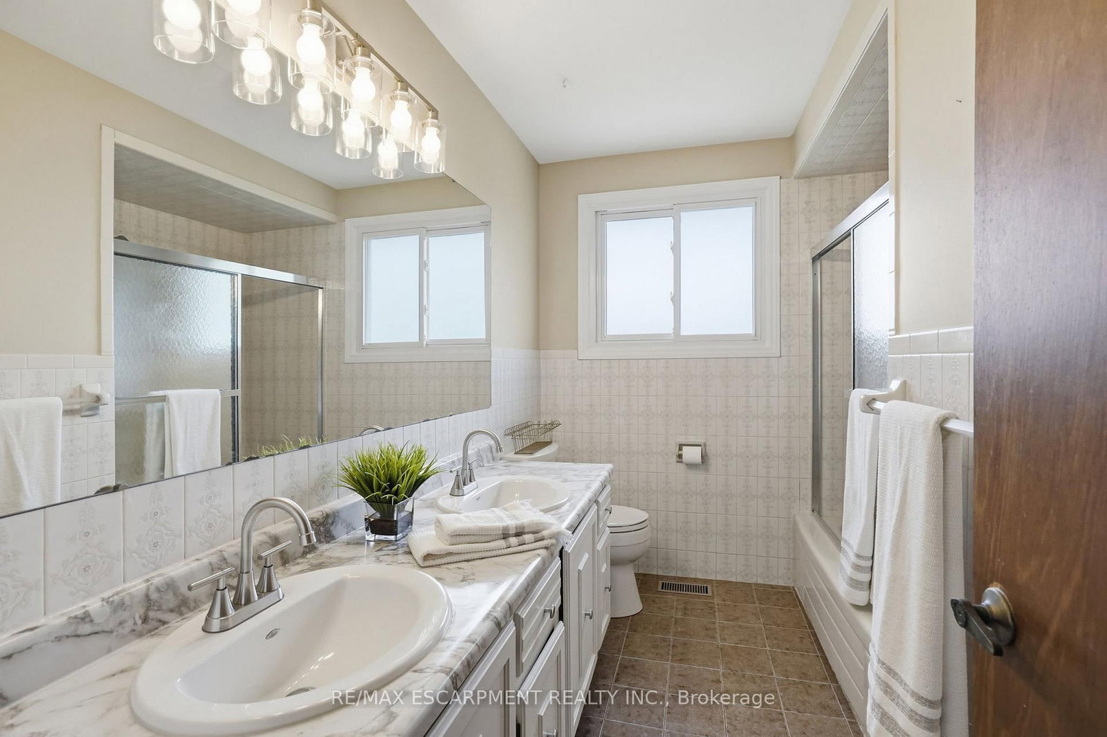 57 NEIL Avenue • Hamilton, ON photo 34