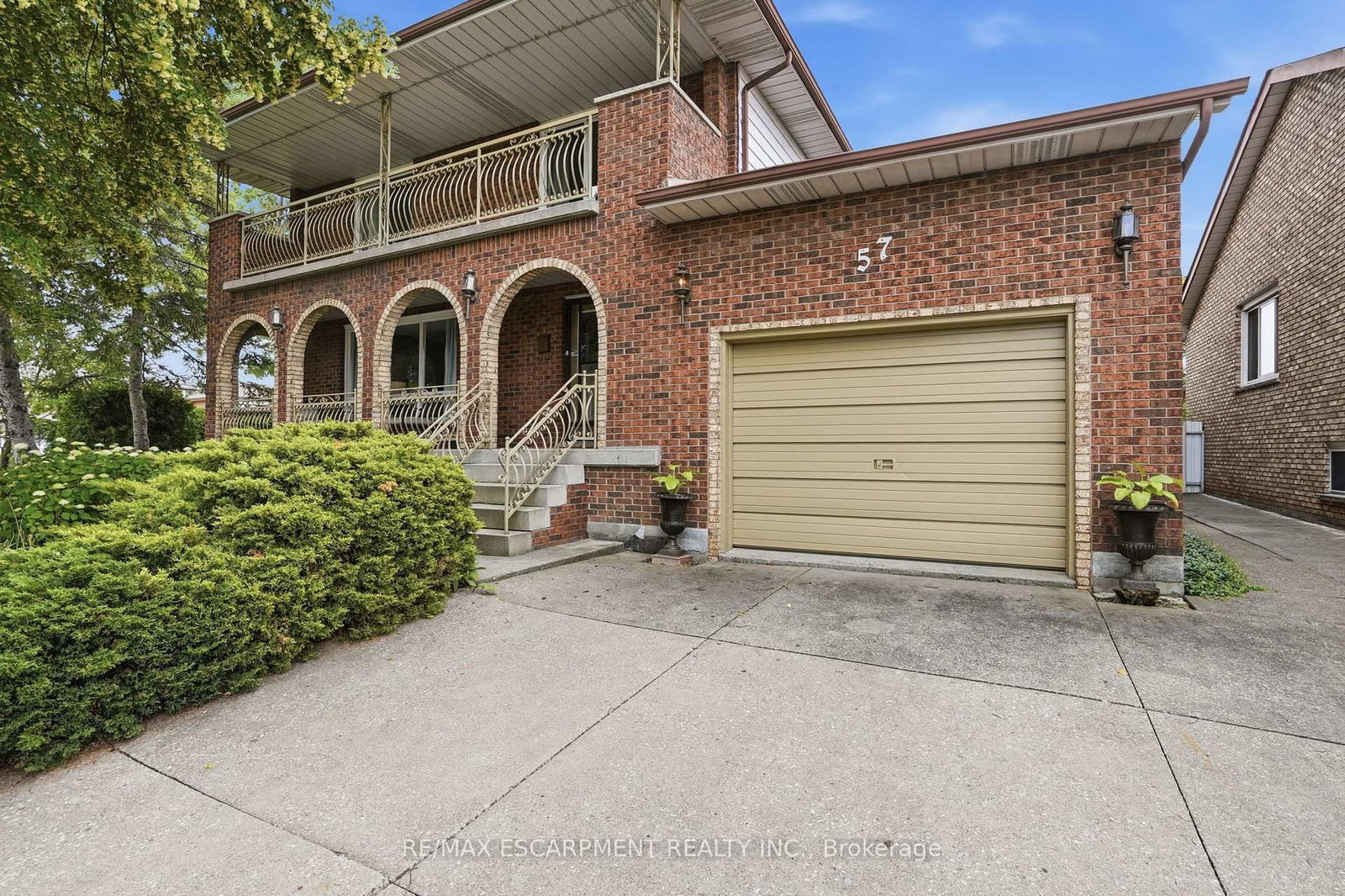 57 NEIL Avenue • Hamilton, ON photo 4