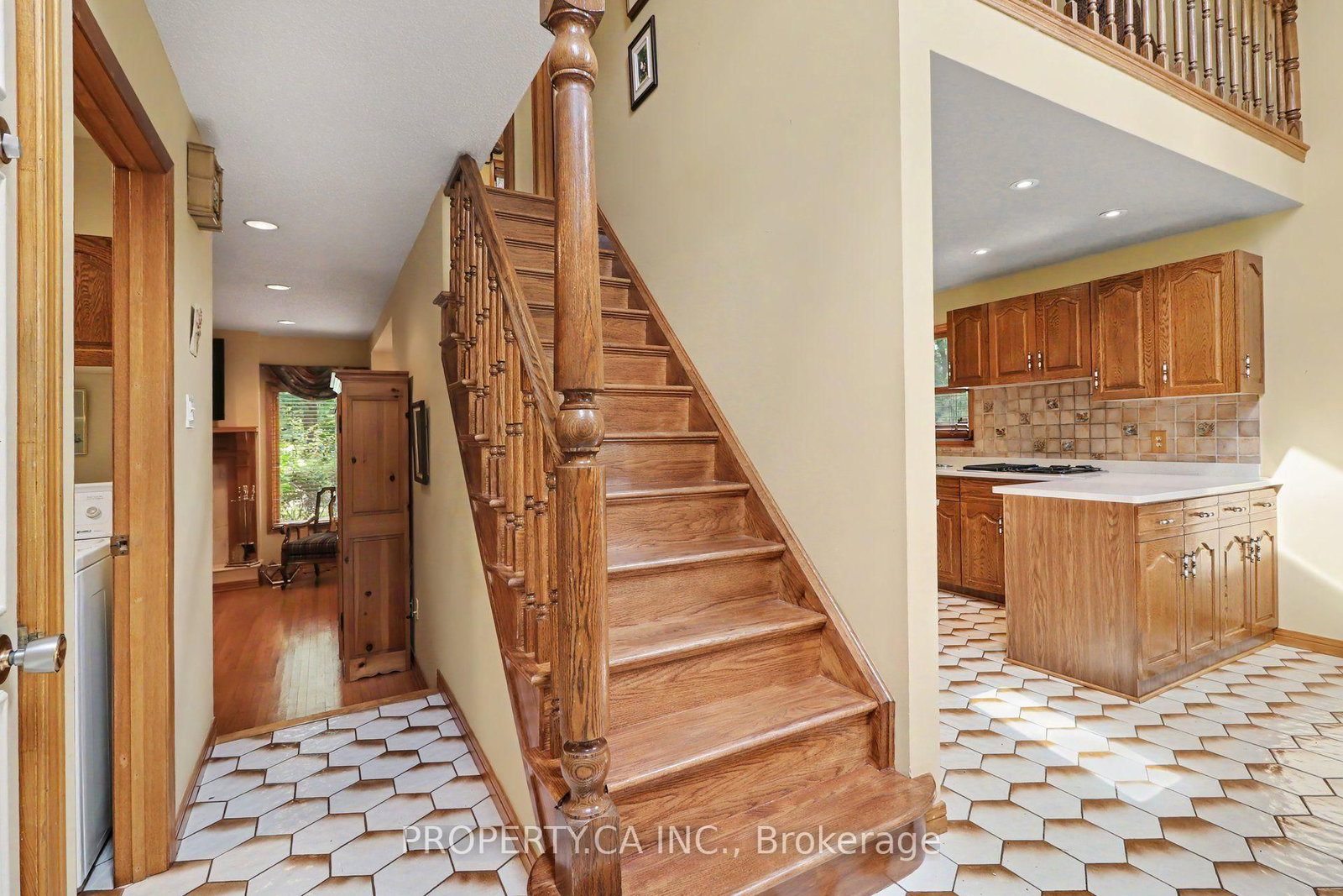 790 Gadwell Court • Orleans, ON photo 5