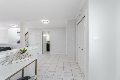 1435 Mickleborough Drive • London North, ON photo 6