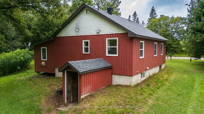 419 Balsam Road • McKellar, ON photo 8