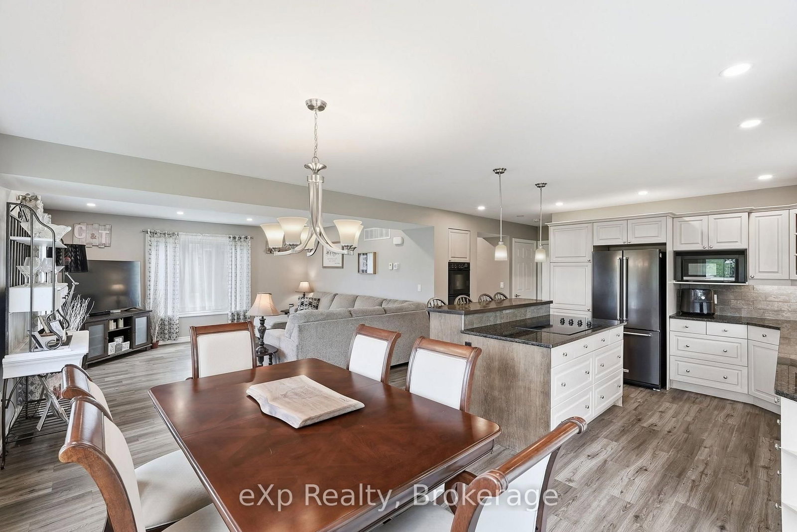 324 David Winkler Parkway • West Grey, ON photo 11