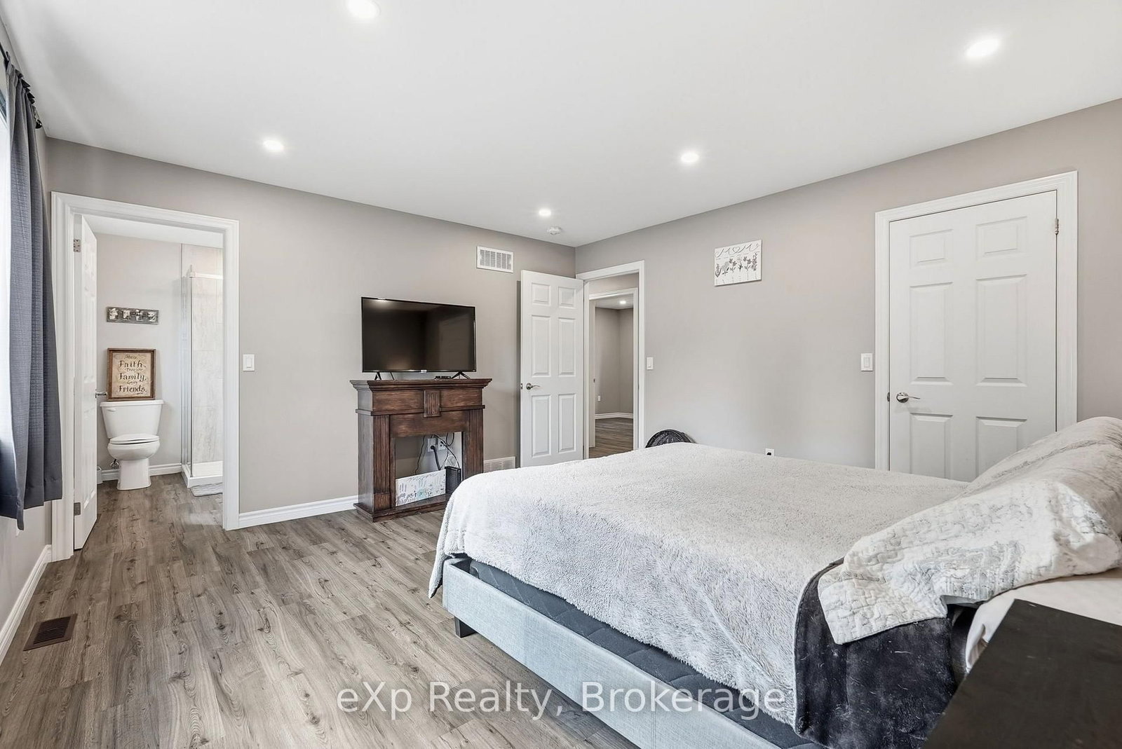 324 David Winkler Parkway • West Grey, ON photo 19