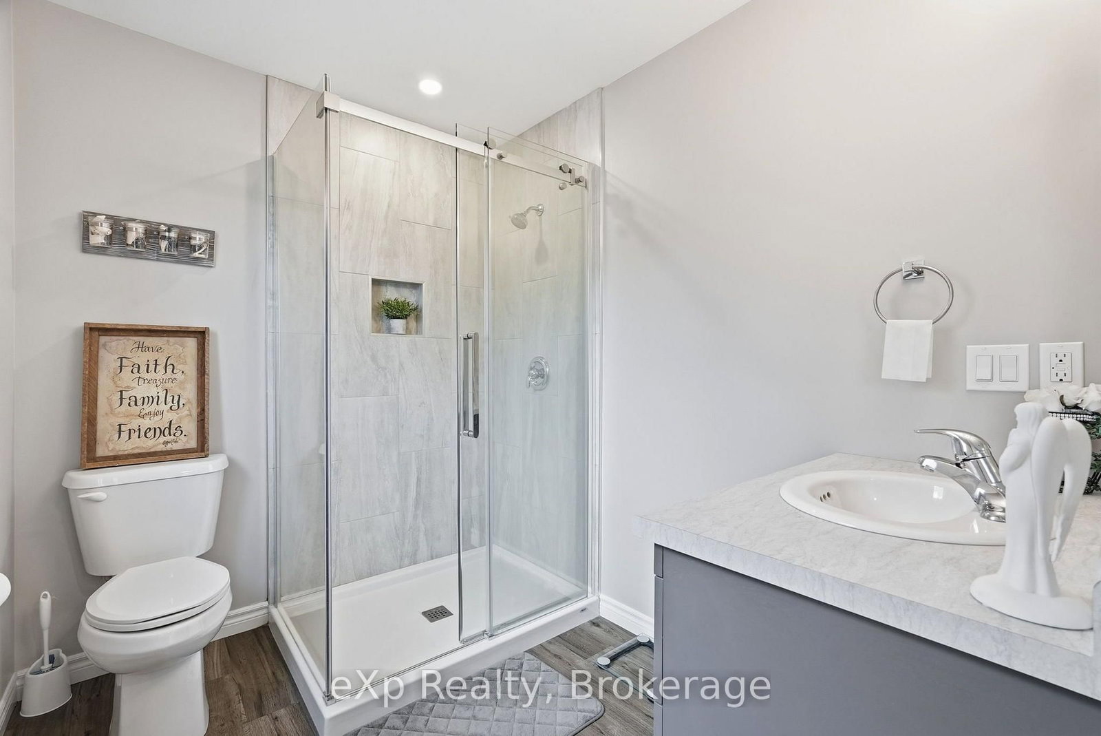 324 David Winkler Parkway • West Grey, ON photo 20