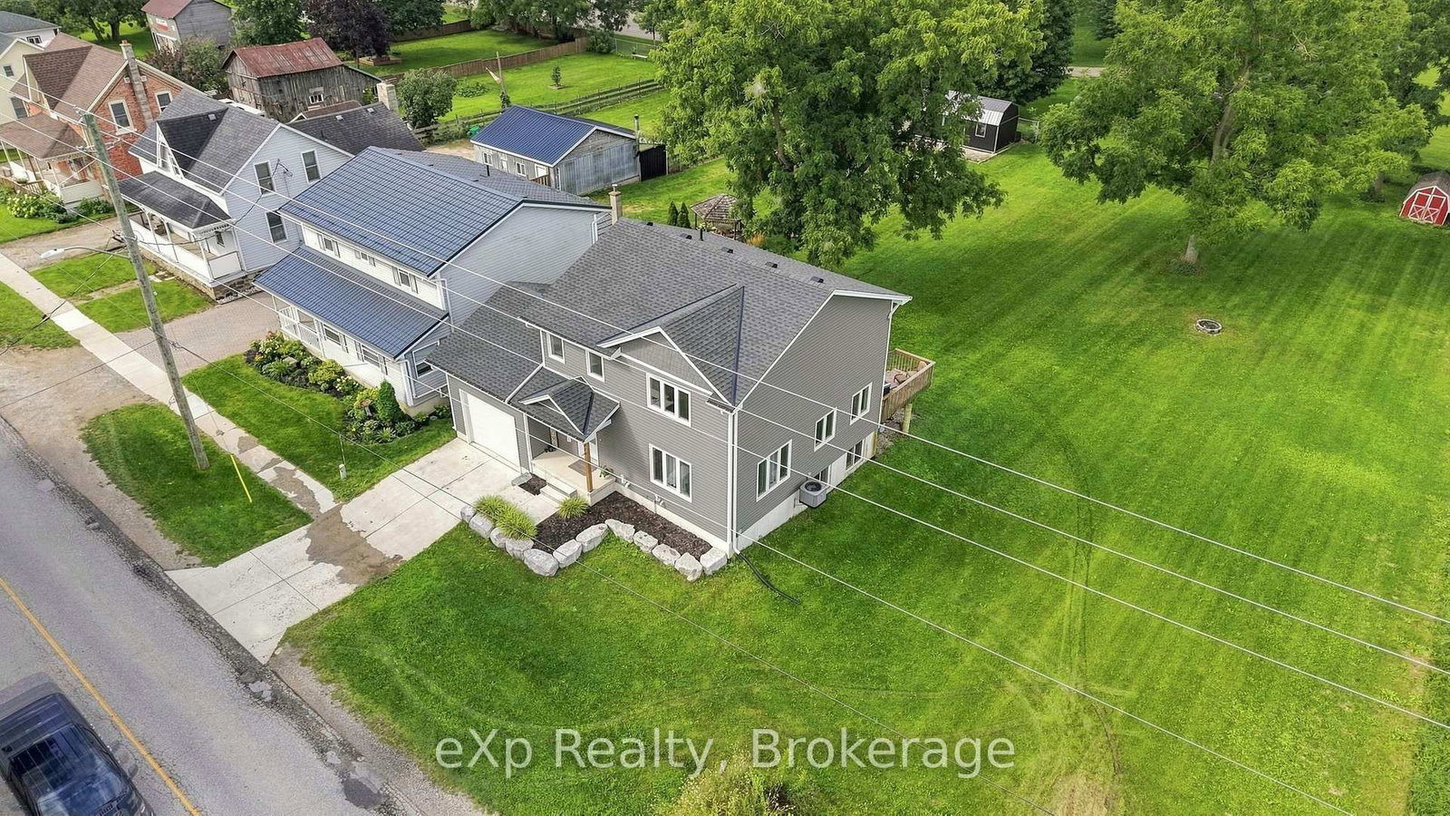 324 David Winkler Parkway • West Grey, ON photo 3