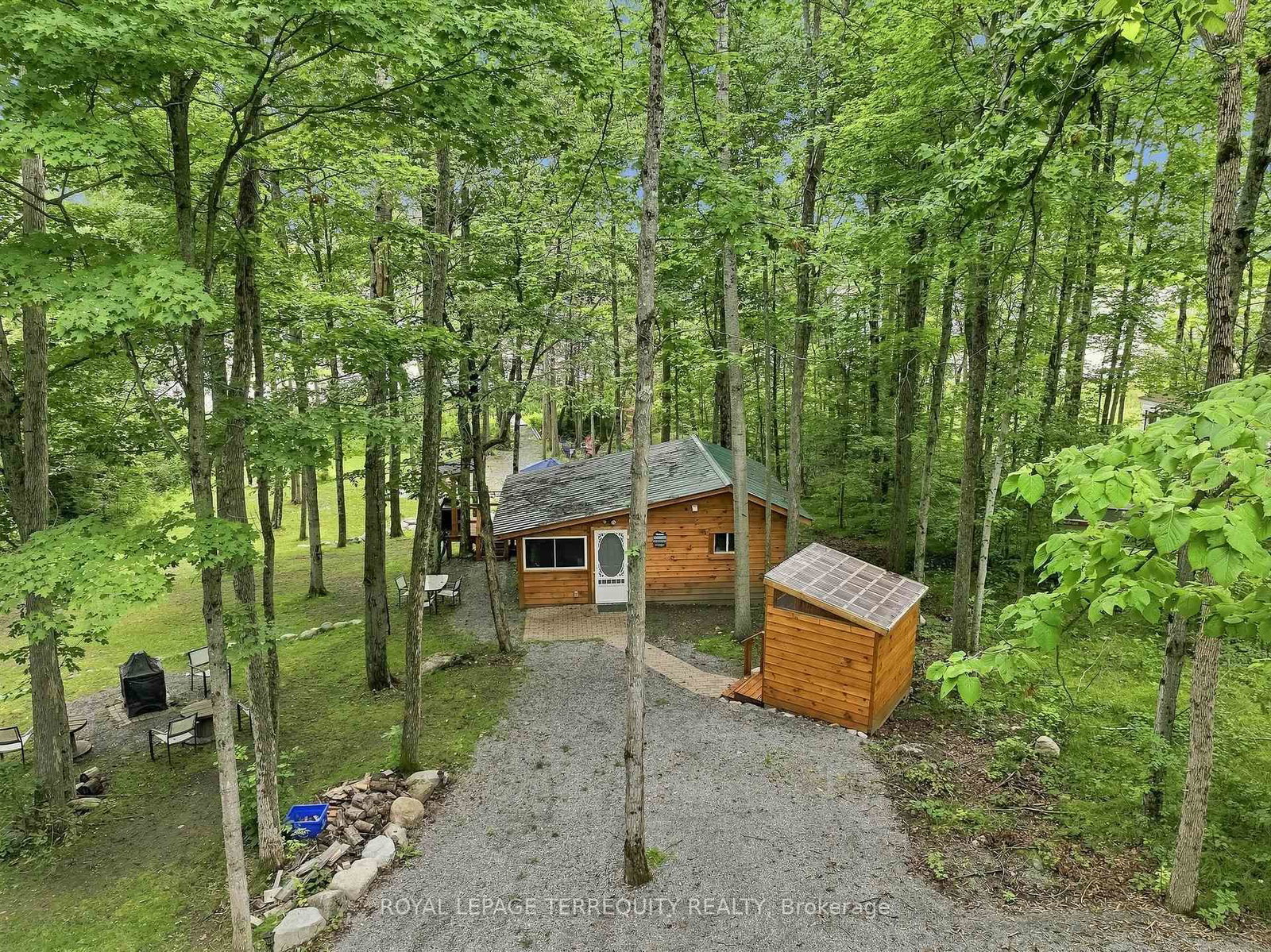 299 Swinburne Lane • Limoges, ON photo 4