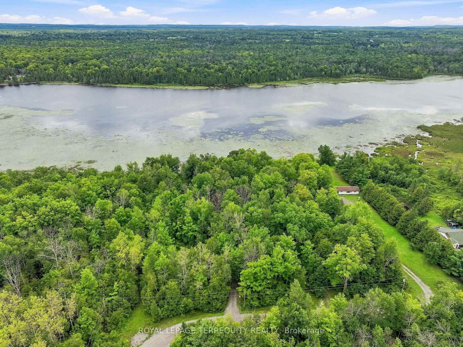299 Swinburne Lane • Limoges, ON photo 6