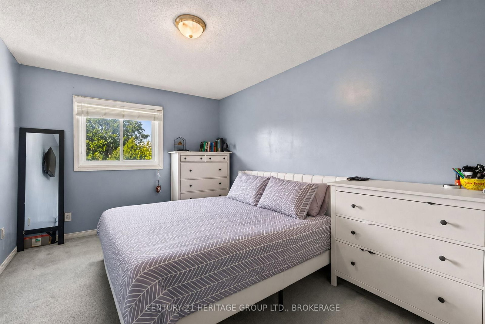 944 Warburton Crescent • Kingston, ON photo 20