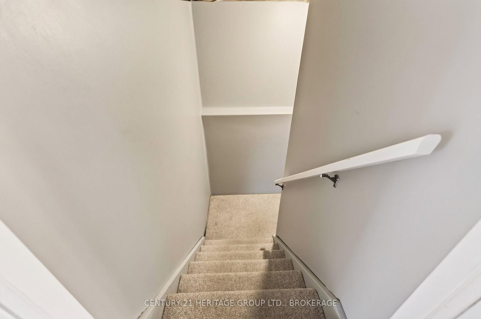 944 Warburton Crescent • Kingston, ON photo 23
