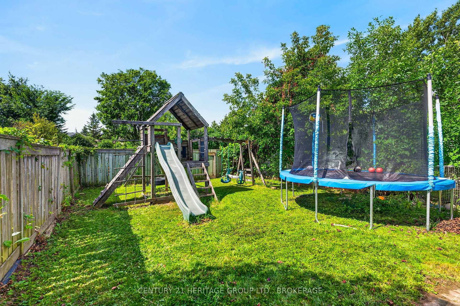 944 Warburton Crescent • Kingston, ON photo 33
