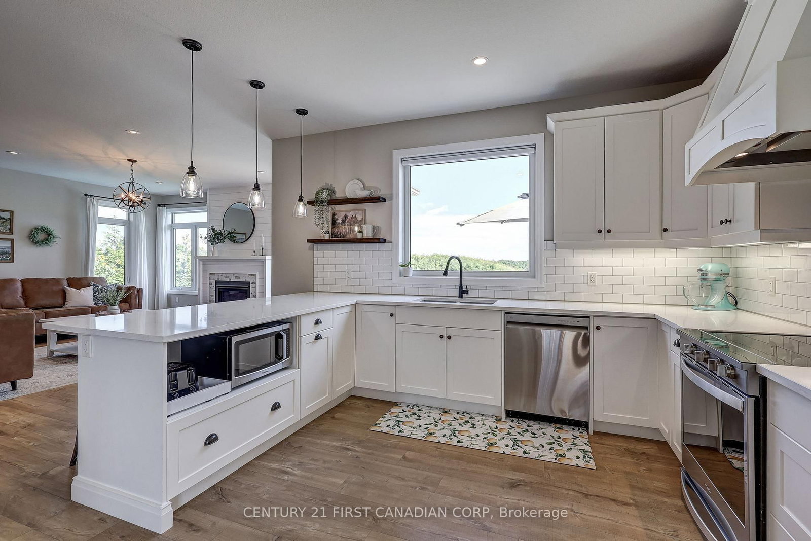 35681 Talbot Line • Southwold, ON photo 12