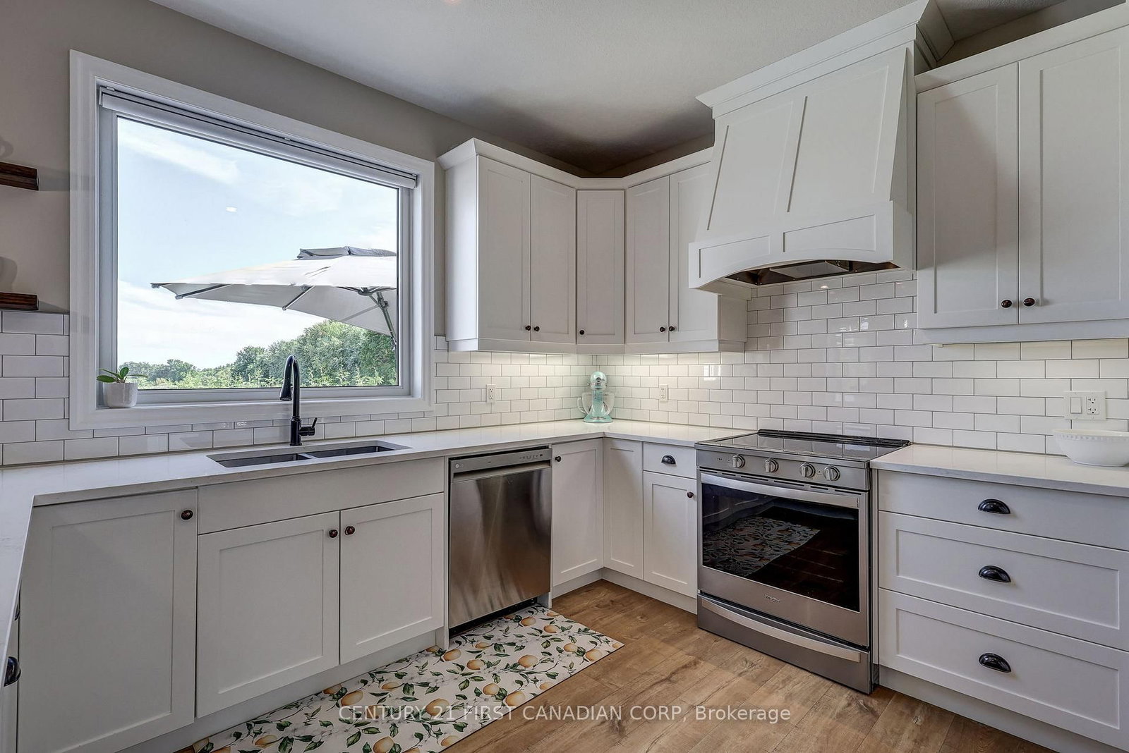 35681 Talbot Line • Southwold, ON photo 13